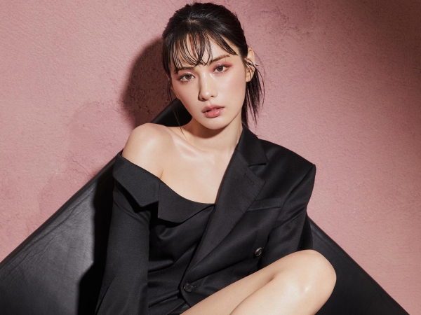 【写真】「世界1位」の韓国女優ナナ、タトゥーのない“生まれたままの姿”に…！最新ビジュアルに注目