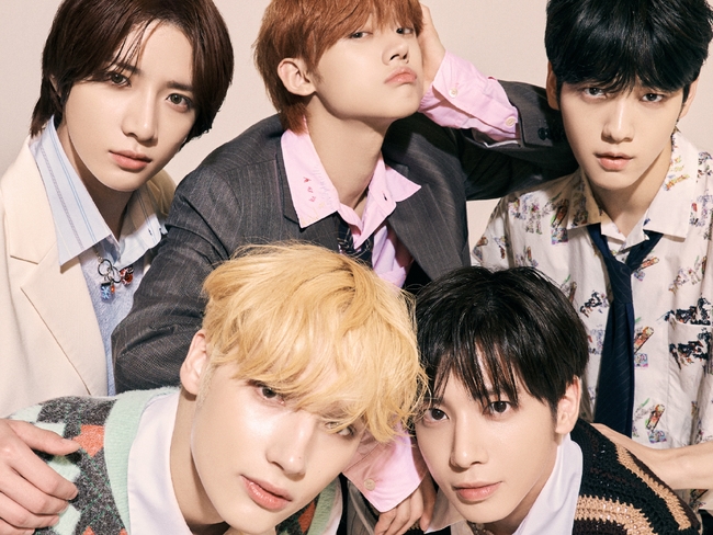 BTS・J-HOPE以来、グループでは初…TOMORROW X TOGETHER、ロラパルーザのヘッドライナーに