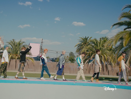 NCT 127、ドキュメンタリーのポスター＆予告編を公開「9人のネバーランドへご招待」
