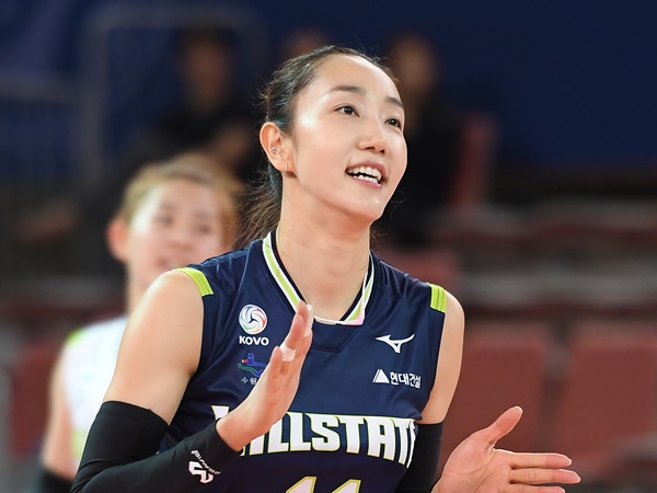 【写真】本当に41歳？韓国の長身バレー美女、美くびれあらわなスイムウェアSHOT「今も美しい」