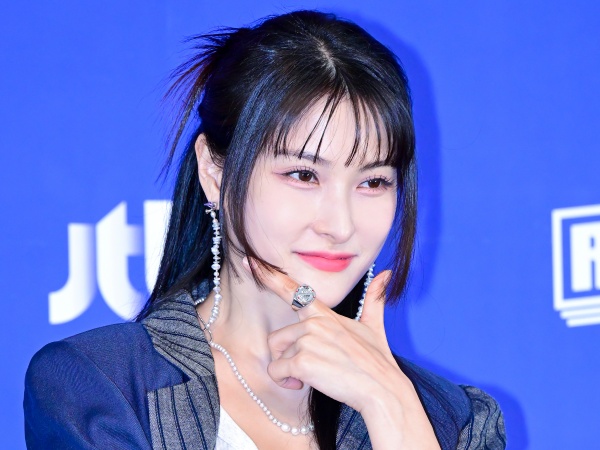 KARA・ギュリが“すっぴん”で雪遊びを…無邪気な近況にファン熱狂【PHOTO】