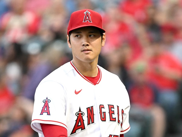 「二刀流が一刀流に」韓国も心配する大谷翔平の右肘損傷…「価値下落は避けられない」と報じたワケ