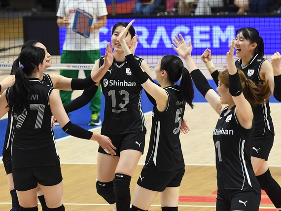 衝撃の“30連敗”をようやく…全敗続きで落ちぶれた韓国女子バレー、VNLで3年ぶりの勝利