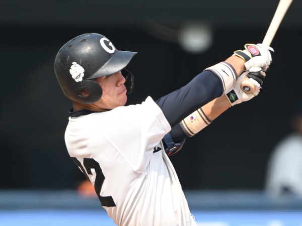 宿敵・高校侍ジャパンに完敗の韓国、敗因は過密日程？ミス連発で7失点負けの理由は…