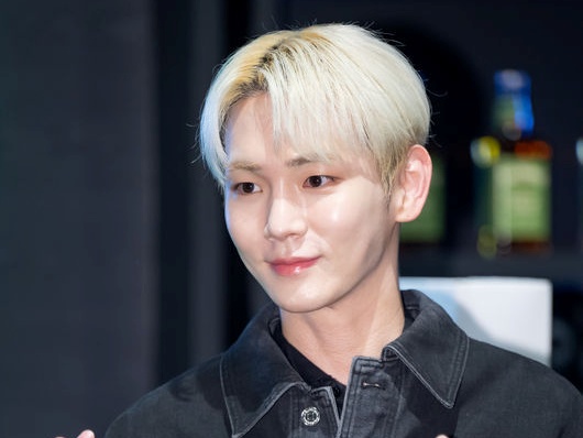 「息子の血液がんの薬代の支援に感謝」SHINee・キー、遅れて知らされた美談