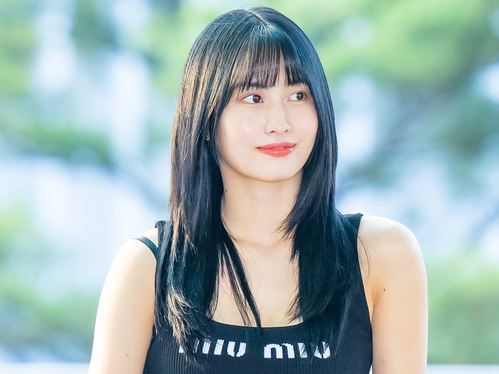 「TWICEなのに…」モモ、やはりタトゥーは本物？ “真似したい”現象を問題視するファンも