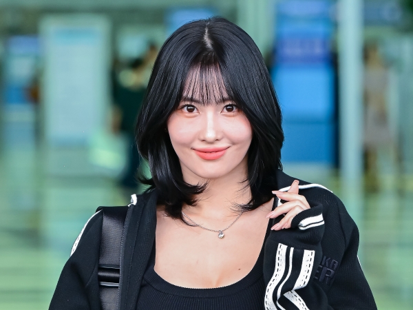 TWICE・モモ、“シースルー衣装姿”で魅了！ミラノでのビジュが「カッコ良すぎる」と話題に【PHOTO】