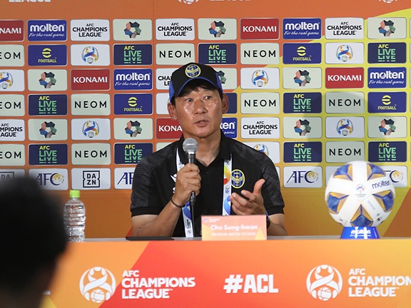 横浜FMに4発大勝の仁川、監督が明かした“勝因&quot;とは？「横浜FCをベンチマーキングしたわけでは…」【一問一答】