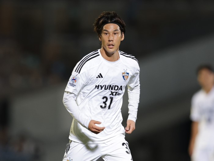 韓国王者・蔚山の一員で川崎Fと対戦した江坂任「自分がKリーグで頑張っているよって姿を…」