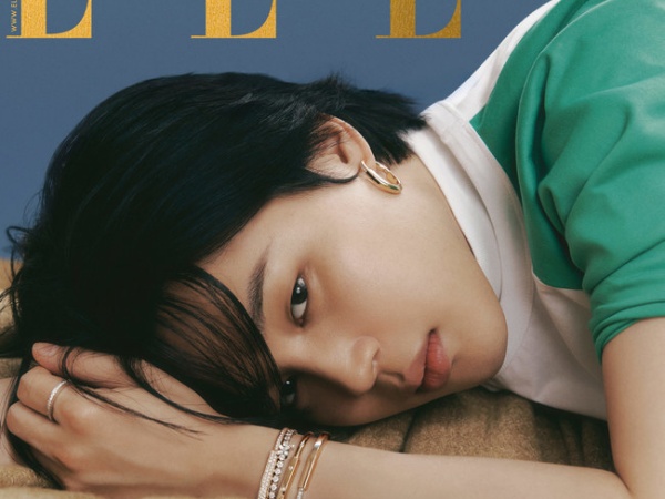 【写真】BTS・JIMIN、ベッドに寝そべり色気爆発「僕がどれだけ恥ずかしがり屋かわかった」