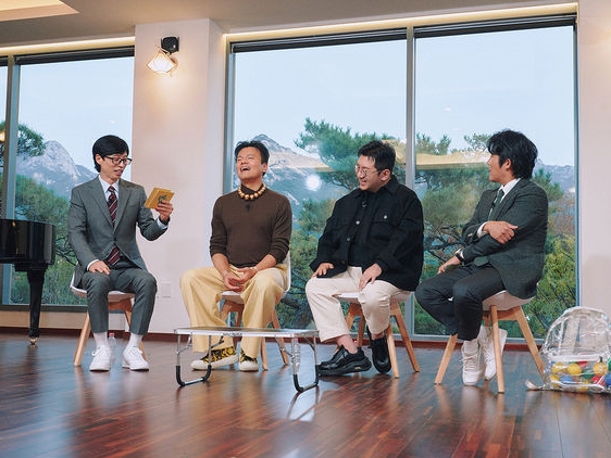 共演で話題の“BTSの父親”とTWICEやNiziUを生み出したJ.Y. Park、共通の思い「K-POP市場は危機」