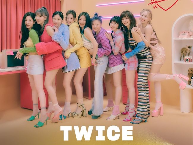 TWICEが年末気分を盛り上げる！『Heart Shaker』ホリデーバージョンがAmazon Musicで配信