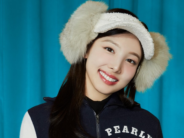 「可愛すぎ！」TWICE・ナヨン、“もこもこサンバイザー”のゴルフウェア姿に反響続々「尊いです」【PHOTO】