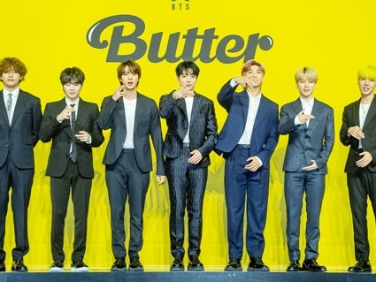 K-POPはもう古い？あのBTSも虜になった…トロットに魅せられたアイドルたち