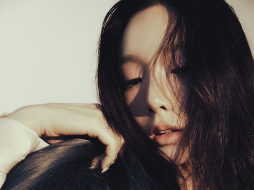 少女時代・テヨン、新曲『To.X』で不合理な愛で感じる虚無感を歌う