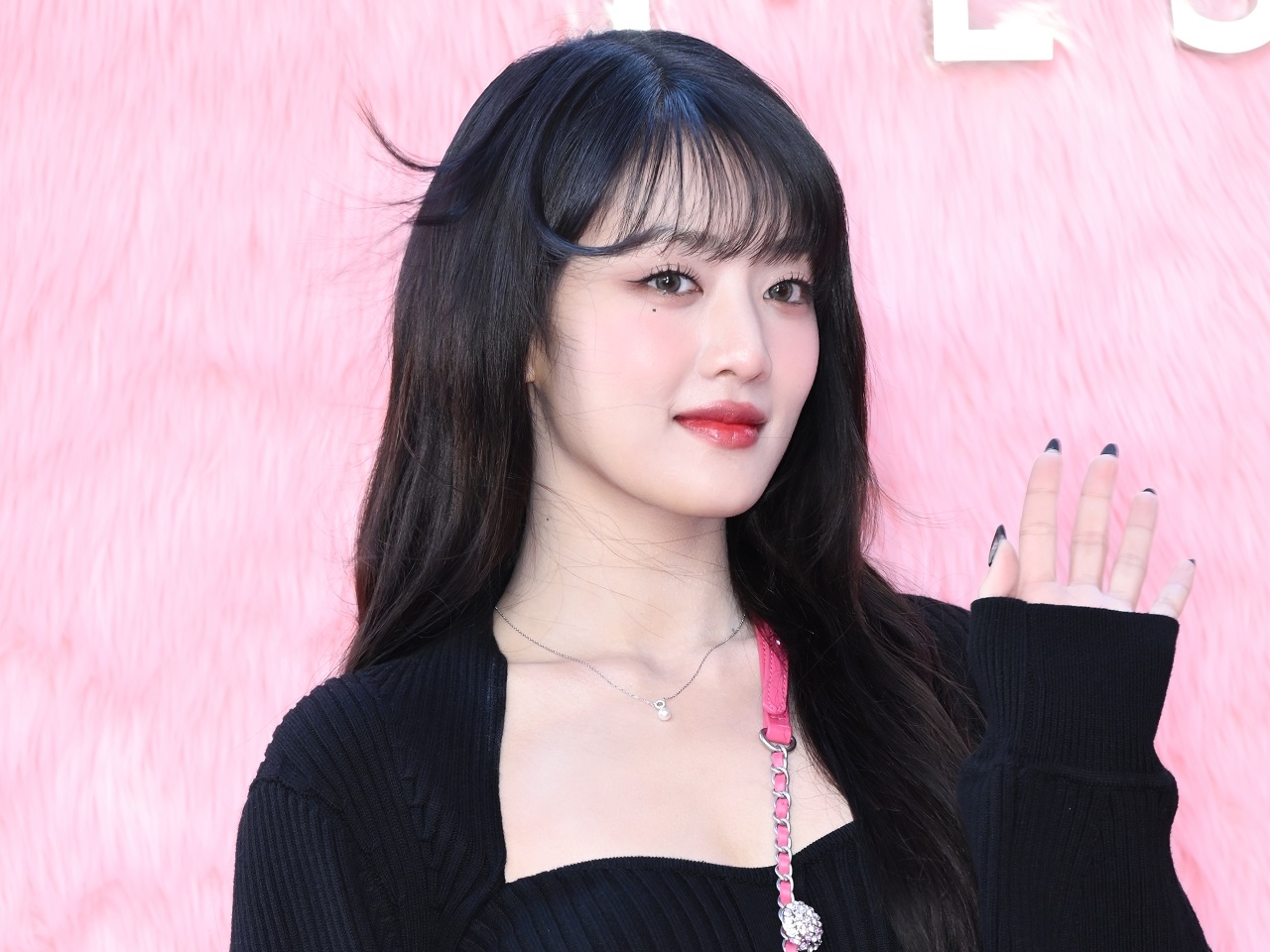 公演途中に突然の退場…コンディションを崩した(G)I-DLE・ミンニ、所属事務所が状況発表【全文】
