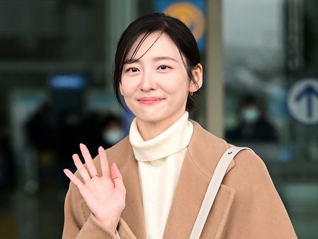 【写真】予想を覆す美スタイルの持ち主…女優パク・ジヒョンの大胆SHOTにファン魅了「半端ないです」