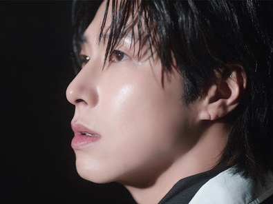 東方神起、デビュー20周年を飾る新曲『Down』MV予告映像公開…2人だけの“独歩的カリスマ”に注目