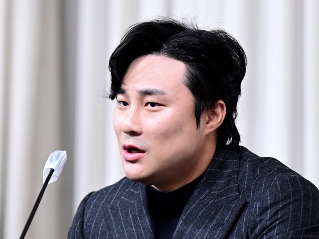 ダルビッシュ同僚の韓国人メジャーが脅迫被害…“無名投手”の後輩から金品要求され告訴状提出