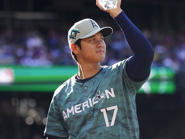 韓国紙が2024年の“一刀流”大谷翔平に期待する理由「打者として再び頂点に立つ年に…」