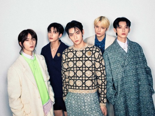 その美しさ「人間国宝級」…TOMORROW X TOGETHER、ファッション誌で放つ唯一無二の魅力【PHOTO】