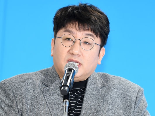 年間売上2兆ウォンを誇るHYBEのトップ、“BTSの父”パン・シヒョク議長の給与が「1ウォン」の理由