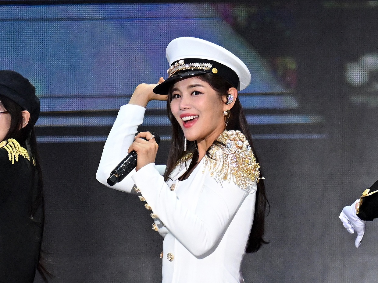 密かに“がん”の手術を受けていた…美しきトロット歌手が涙の熱唱「二度と歌えないと思ったが」