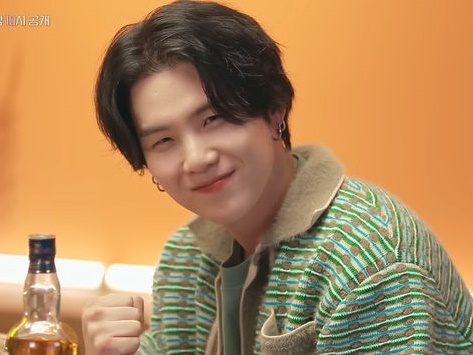 BTS・SUGA、TXTを「すごいよぉ♡」と溺愛…カワイイ後輩からの感謝にガッツポーズ連発