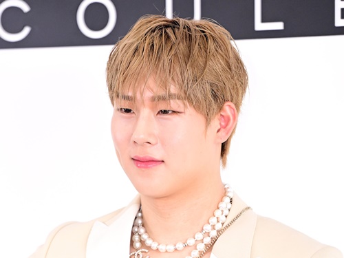 MONSTA X・ジュホンが7月24日入隊へ「熱く一緒に過ごした日々を忘れず覚えていて」