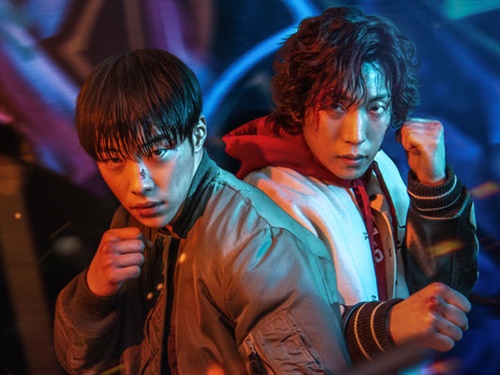 苦難を乗り越え…Netflix『ブラッドハウンド』、公開2週間で1位に！「シーズン2を望んでしまう」