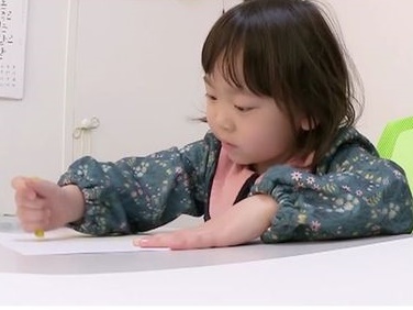 19歳で出産した韓国の“巫女”ママ、「娘の心に母親がいない…」の心理検査結果に衝撃