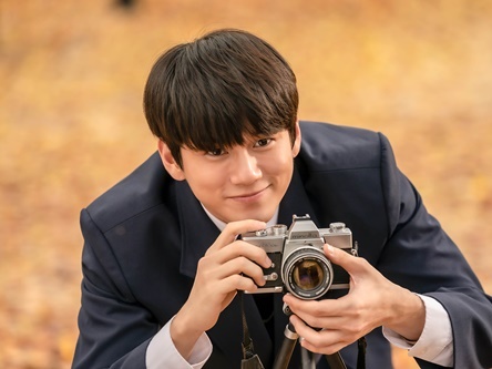 祝・28歳！本日（8月25日）誕生日のWanna One出身オン・ソンウ、“初恋相手”演じる『人生は、美しい』予告公開