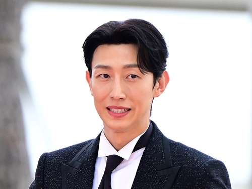 『ウ・ヨンウ』で“理想の上司”演じた俳優カン・ギヨン、出演を前向きに検討中の映画とは？