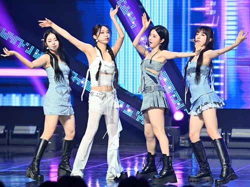 元巨人イ・スンヨプが監督の斗山ベアーズ、本日（8月27日）開催のホーム戦でBB GIRLSが始球式登板