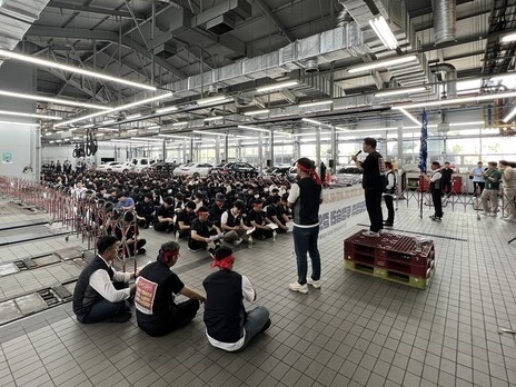 韓国大手ディーラーが創立38年目にして初ストライキを予告、ベンツのアフターサービスに影響か