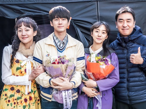 『ムービング』出演の実力派俳優リュ・スンリョンがダンスに奮闘！『人生は、美しい』メイキング公開