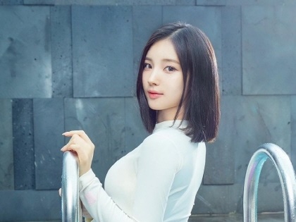 【写真】「AIかと…」“骨盤美女”と呼ばれるALICE・ソヒ、ラッシュガード姿がネット上で大バズり