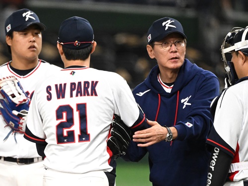 韓国の“WBC後遺症”…喜びすぎタッチアウト打者も所属のKTウィズコーチ「監督も選手も心を…」【WBC2023】