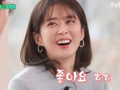 『皇后の品格』出演の童顔女優（42）、“6歳年下”夫との告白エピソードを明かす「私が先に…」