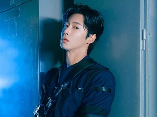 東方神起・ユンホ、“タランティーノ”をオマージュした新曲ティザーが公開