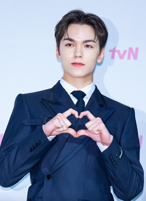 SEVENTEEN・バーノン