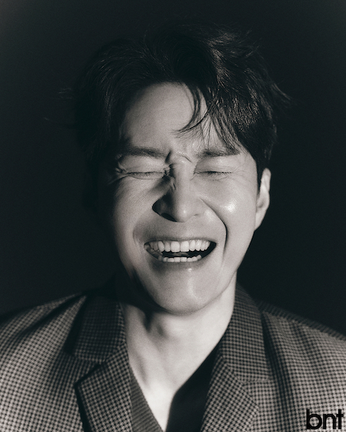 シム・ヒョンタク