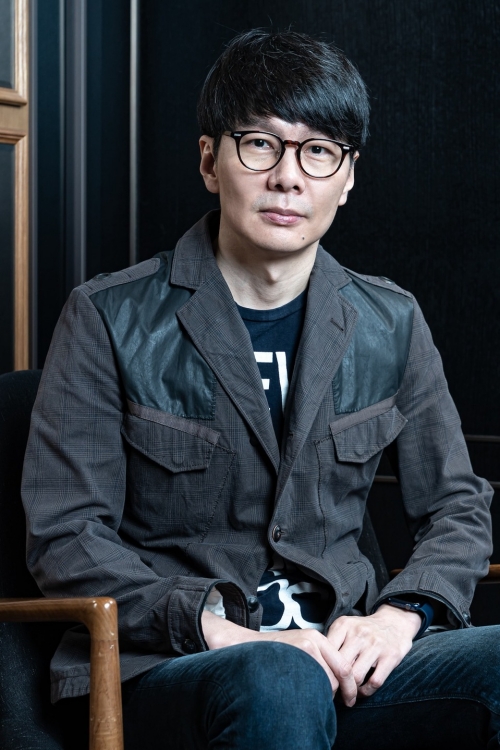 アン・テジン監督