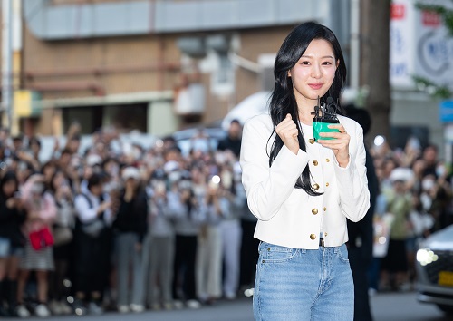 4月27日、『涙の女王』終映イベントに参加したキム・ジウォン