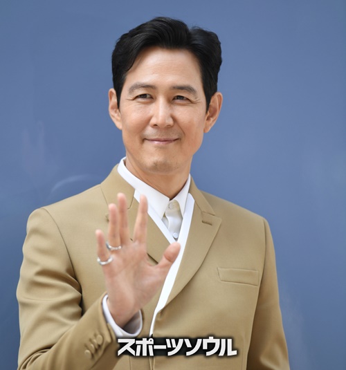 イ・ジョンジェ