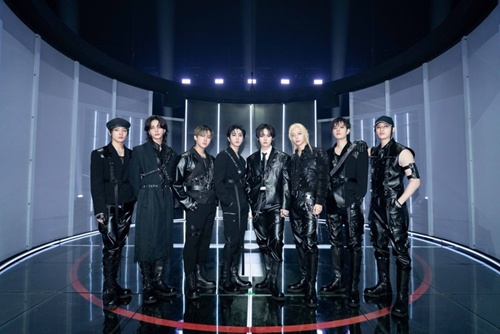 Stray Kids