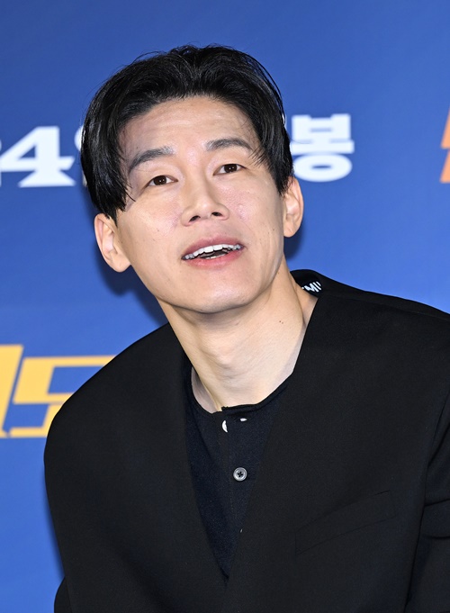 キム・ムヨル