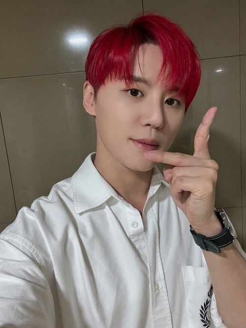 キム・ジュンス