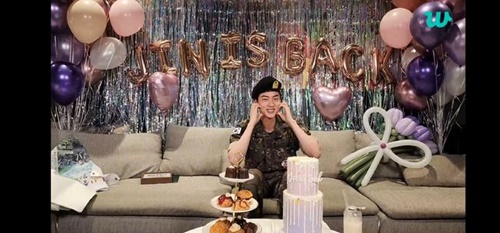 BTS、JIN