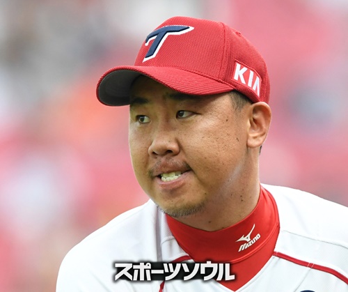 イ・ボムホ
